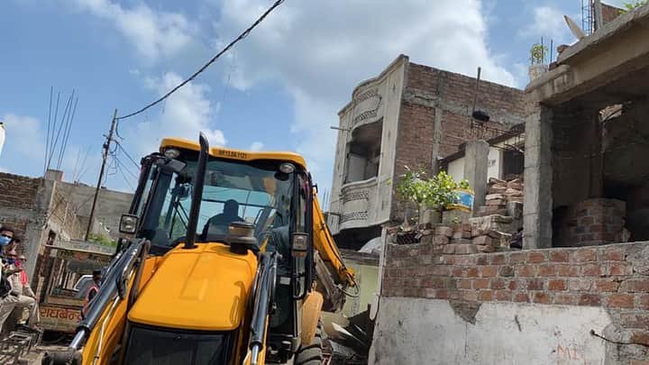 उज्जैन : प्रशासन द्वारा माफिया पर लगातार कसता शिकंजा