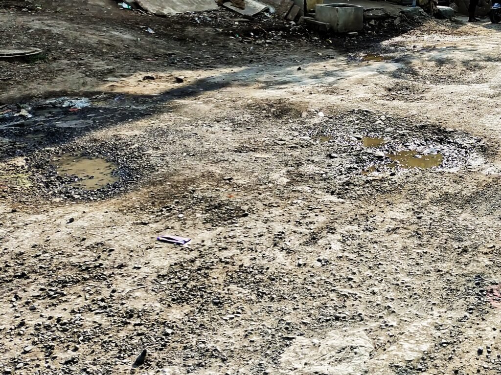 रतलाम : ऊँकाला रोड़ 3 साल से अटका अधर में, अधिकारियों व जनप्रतिनिधियों के आश्वासन भी नाकाम 1 रतलाम : ऊँकाला रोड़ 3 साल से अटका अधर में, अधिकारियों व जनप्रतिनिधियों के आश्वासन भी नाकाम
